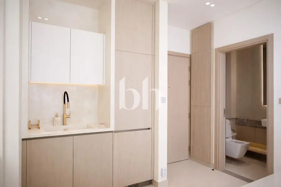 6.1% Guaranteed Net ROI | Private Pool | Furnished