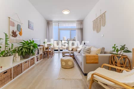 1 Bedroom Apartment for Sale in Jumeirah Village Circle (JVC), Dubai - Mid Floor | Vacant on Transfer | Furnished 1 Bedroom Apartment for Sale in Jumeirah Village Circle (JVC), Dubai - Mid Floor | Vacant on Transfer | Furnished