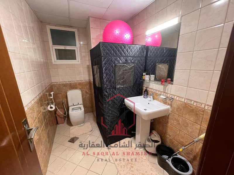 10 4fb66d08-ca17-4f45-bbf3-0449b8caa04d. jpg