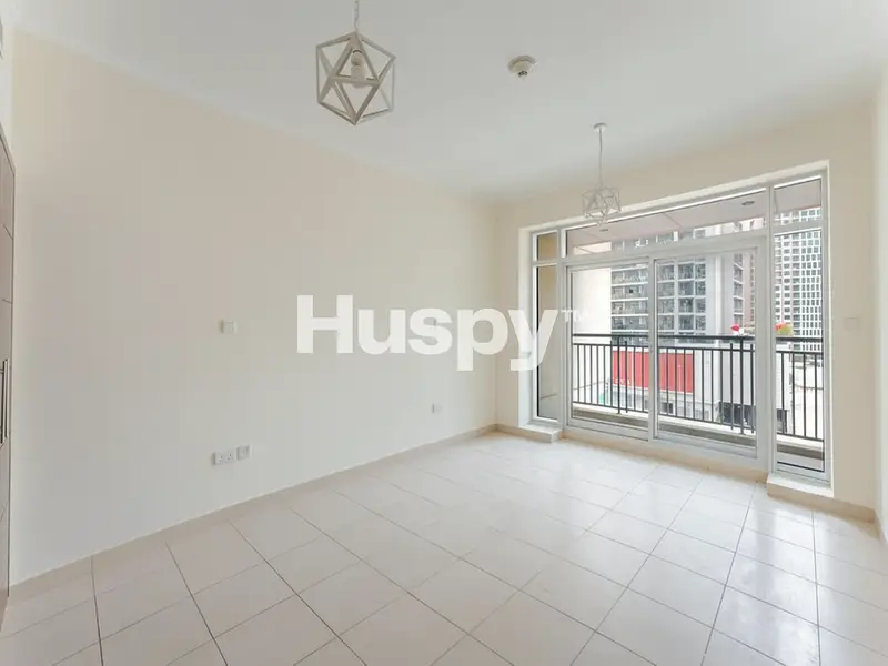 Vacant | Large Layout | Low Floor