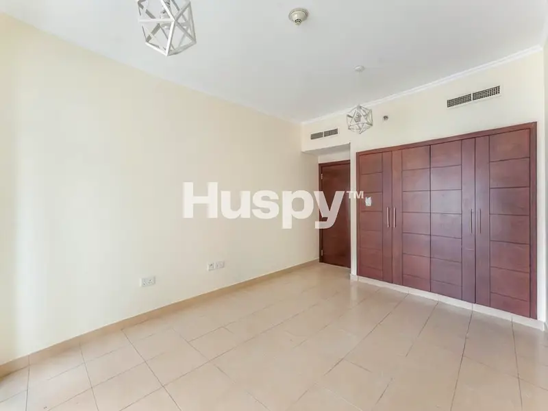 Vacant | Large Layout | Low Floor
