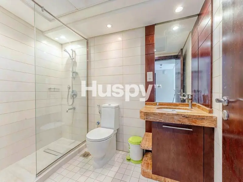 Vacant | Large Layout | Low Floor
