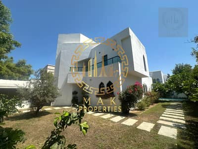 5 Camere Villa in affitto a Umm Suqeim, Dubai - Villa a Umm Suqeim,Umm Suqeim 3, 5 camere da letto, 490000 AED - 16242261 5 Camere Villa in affitto a Umm Suqeim, Dubai - Villa a Umm Suqeim,Umm Suqeim 3, 5 camere da letto, 490000 AED - 16242261