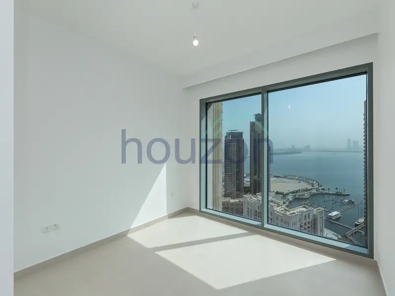 Modern + Elegant 2BR | Vacant | Sea & Marina View