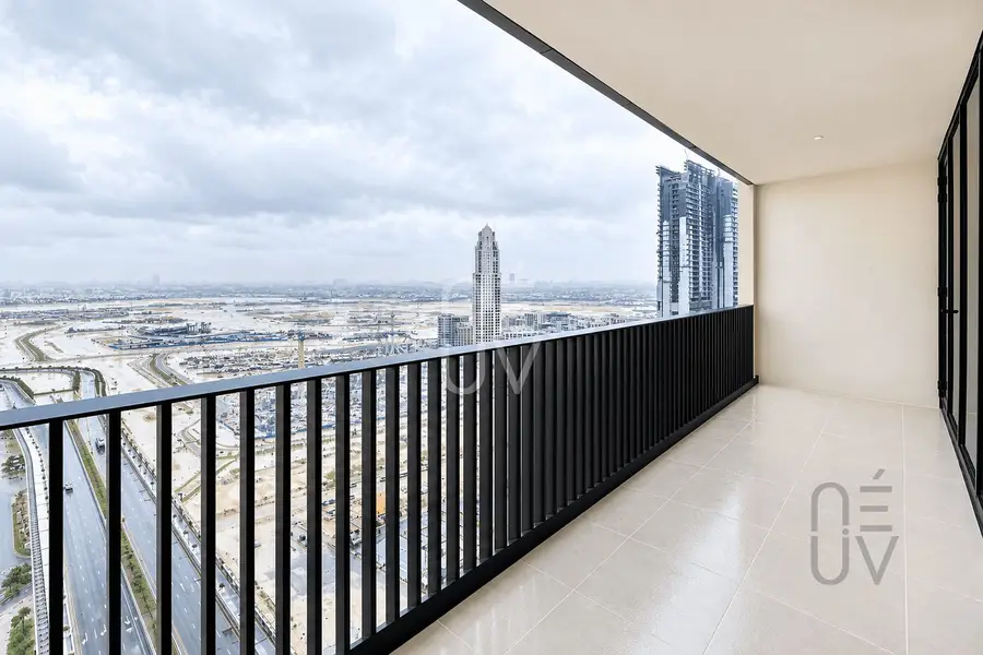 Spacious 2BR | Community View | Parkside