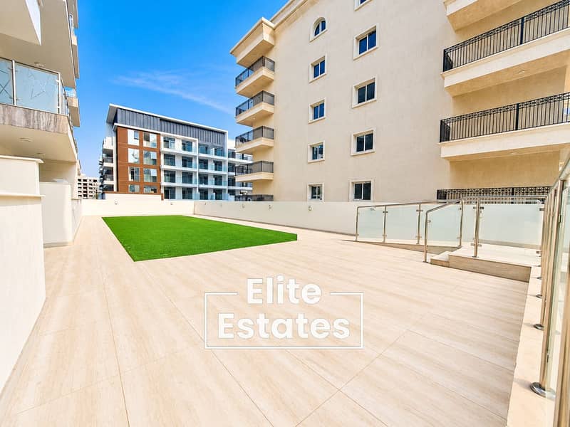 12 Sunlit Modern Apartment Courtyard. png