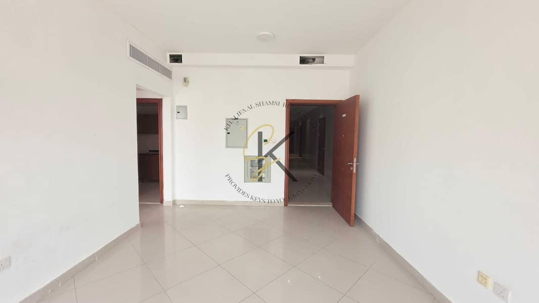 8 97422. jpg