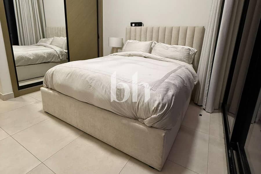 8 images image img