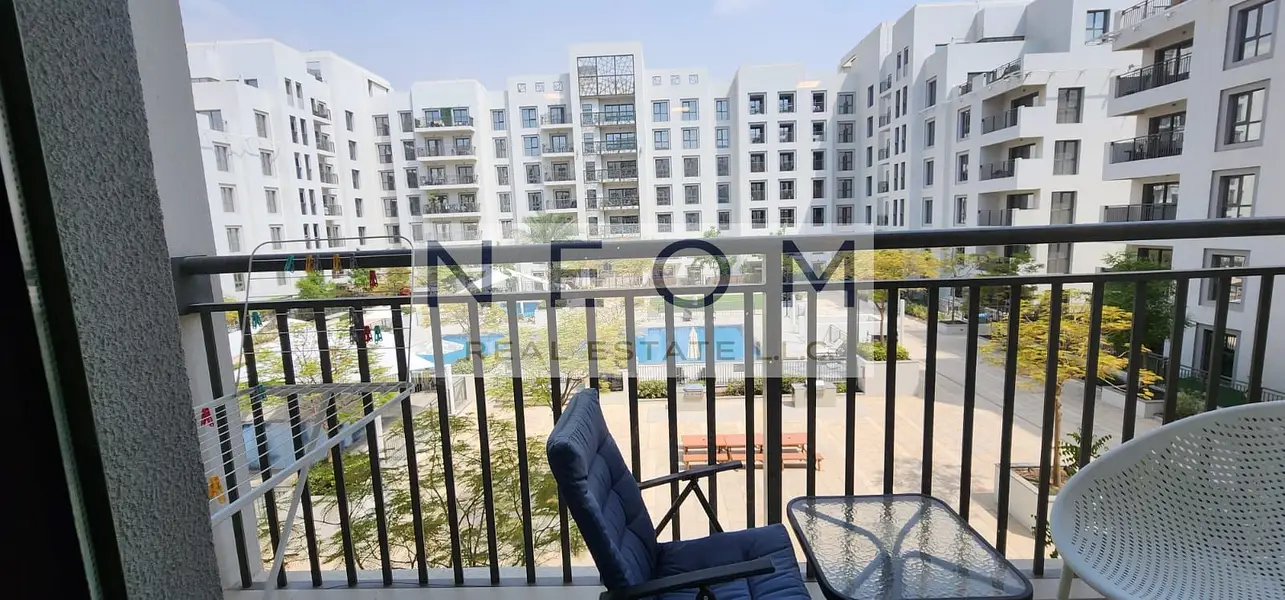 Vacant | Ready to Move-in | Pool View | 4 Cheque's