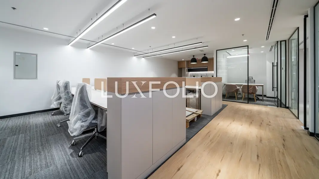 LAKE VIEW | LUXURY FITOUT | HIGH ROI