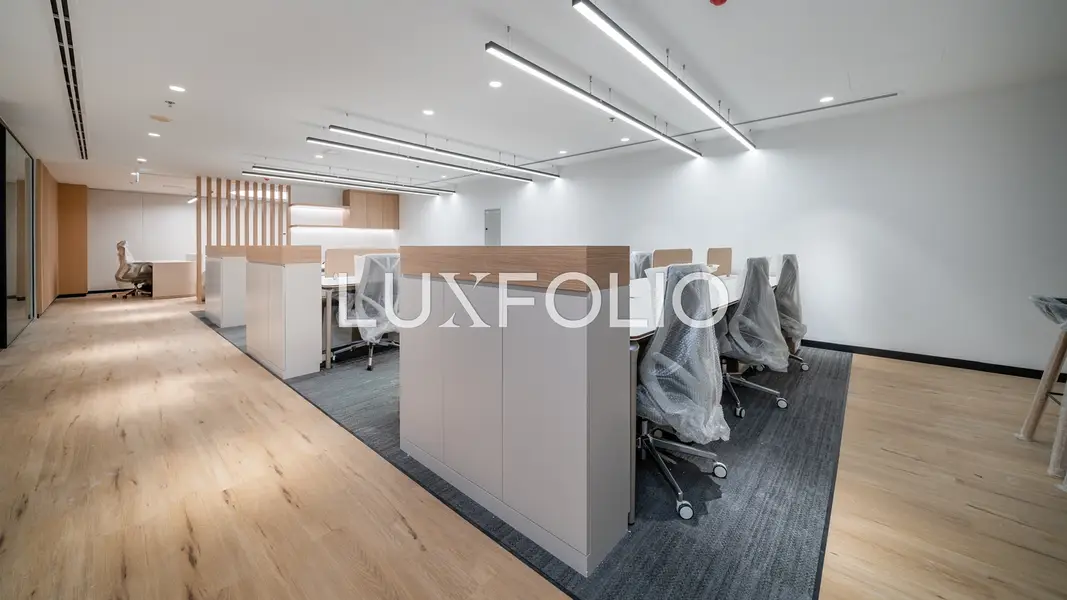 LAKE VIEW | LUXURY FITOUT | HIGH ROI