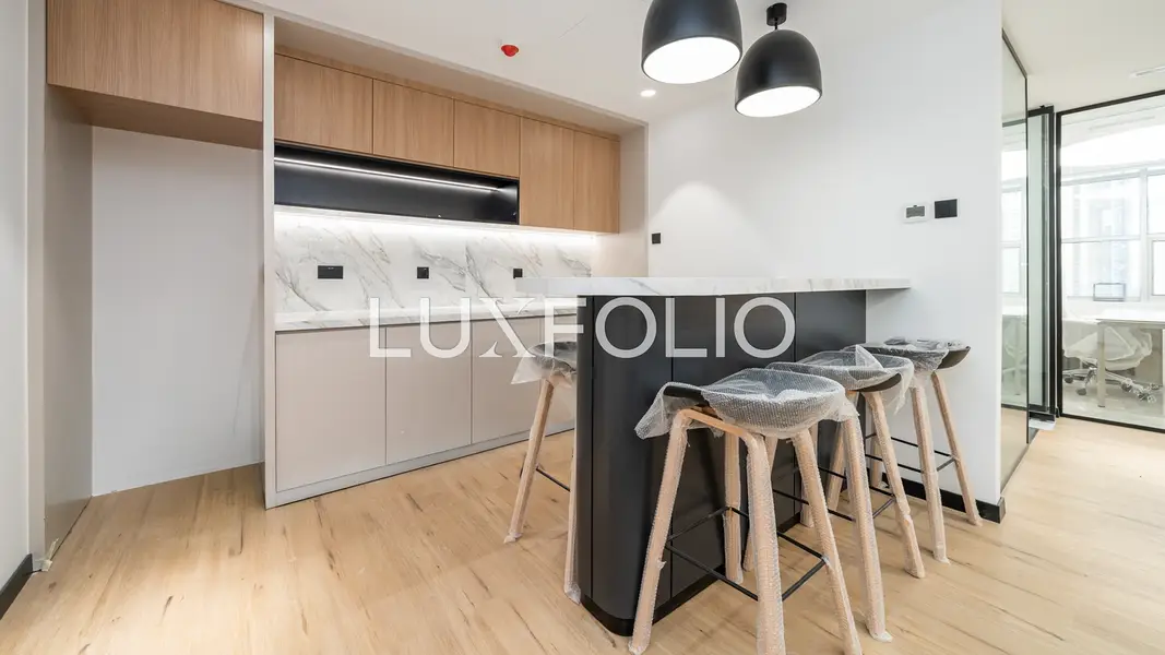 LAKE VIEW | LUXURY FITOUT | HIGH ROI