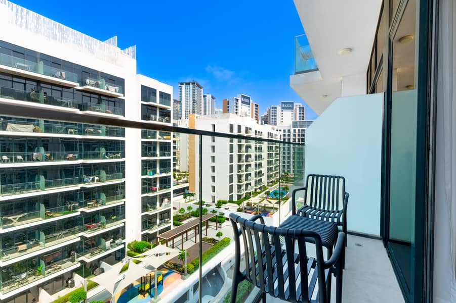 4 BALCONY. jpg