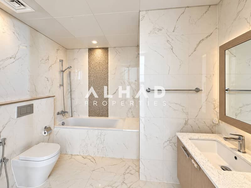 12 Modern Marble Bathroom Retreat. png