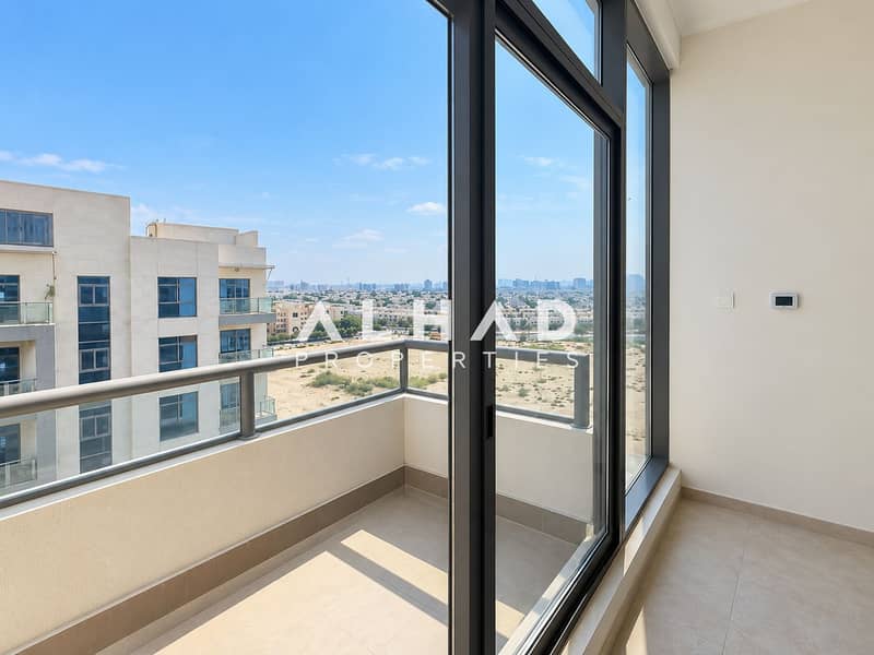 14 Modern Apartment Balcony Cityscape. png