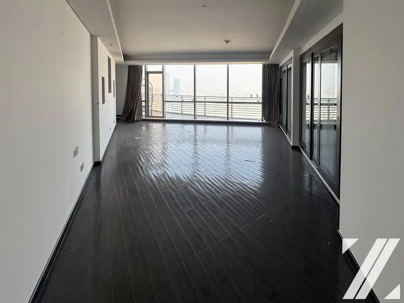 Vacant Unit | 4 Bed Penthouse | Spacious Layout