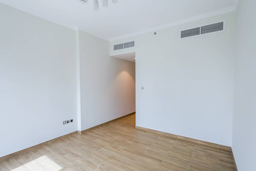 5 ART 18 - bedroom (2). jpg