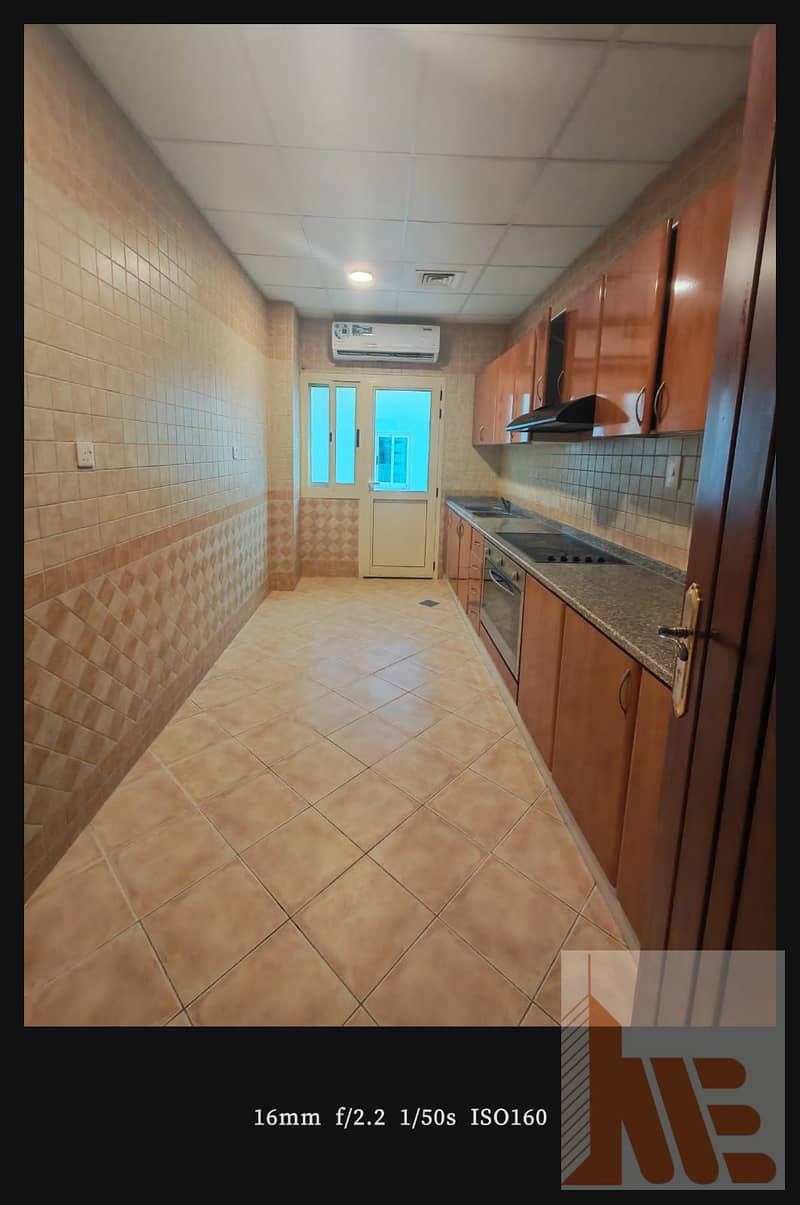 6 barsha villa kitchen. jpg