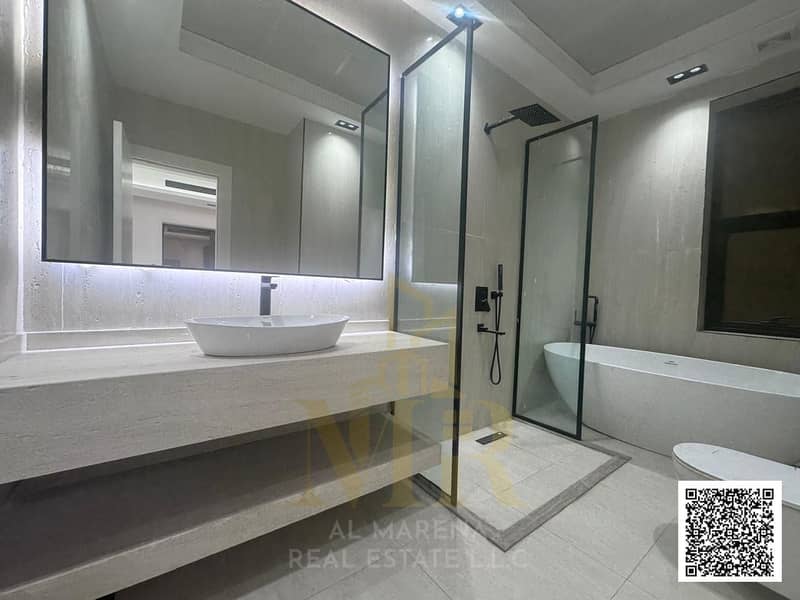 11 WhatsApp Image 2026-10-15 at 12.15. 45 PM-watermark. jpg