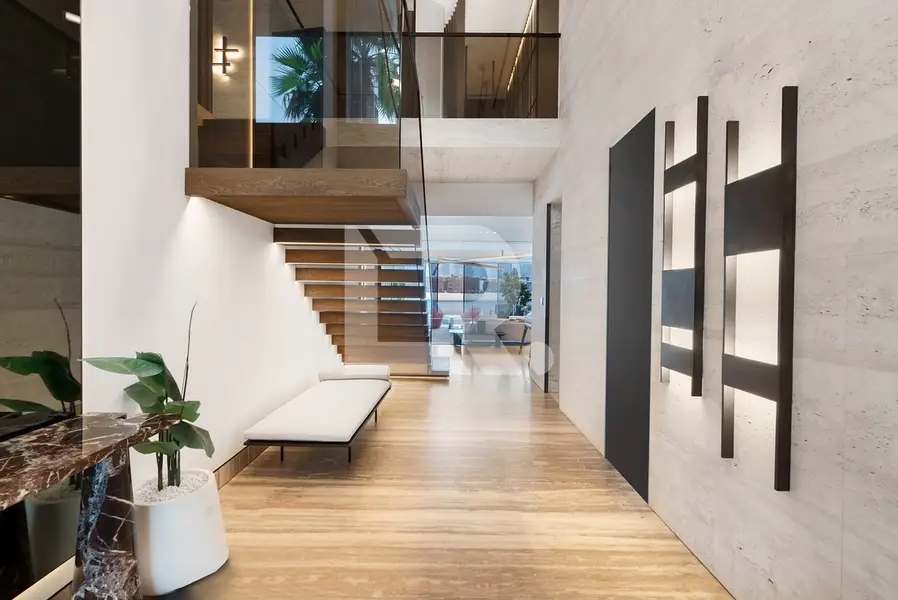 Beautifully Renovated | Private Spa | High Number