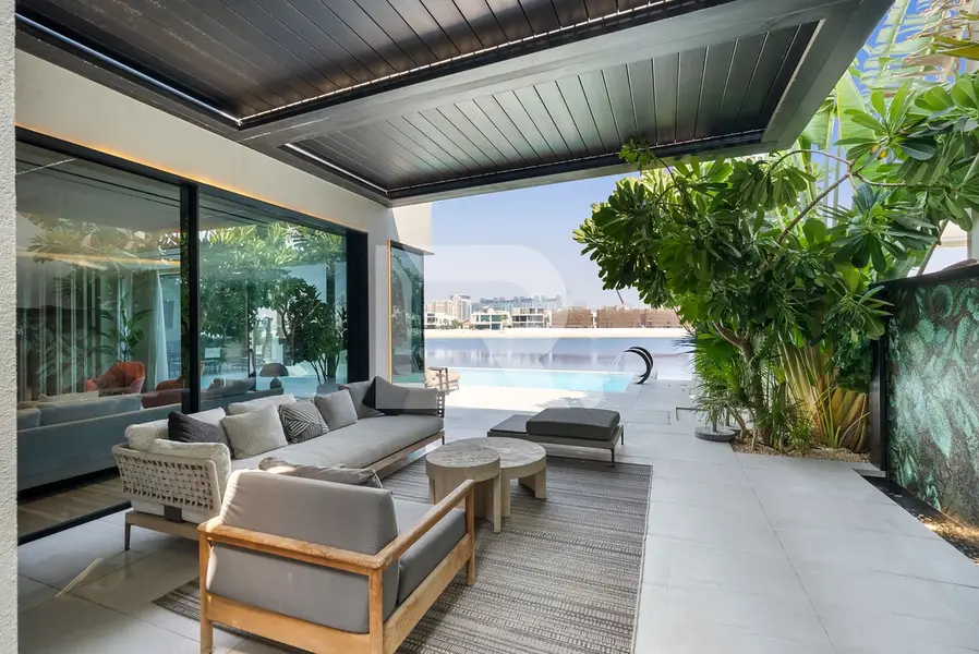 Beautifully Renovated | Private Spa | High Number