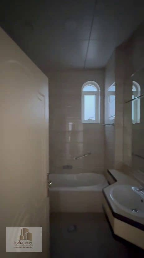 7 vlcsnap-2026-10-26-13h00m20s712. png