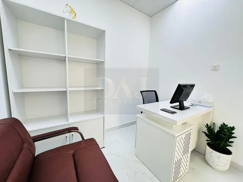 Boost Your Professional Image with Our Impressive Office Space Options