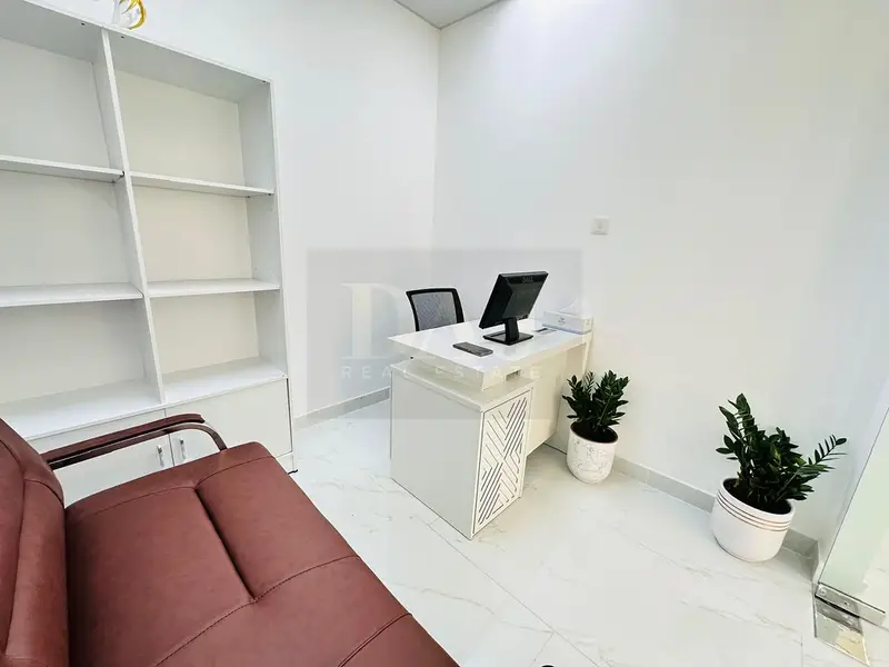 Boost Your Professional Image with Our Impressive Office Space Options