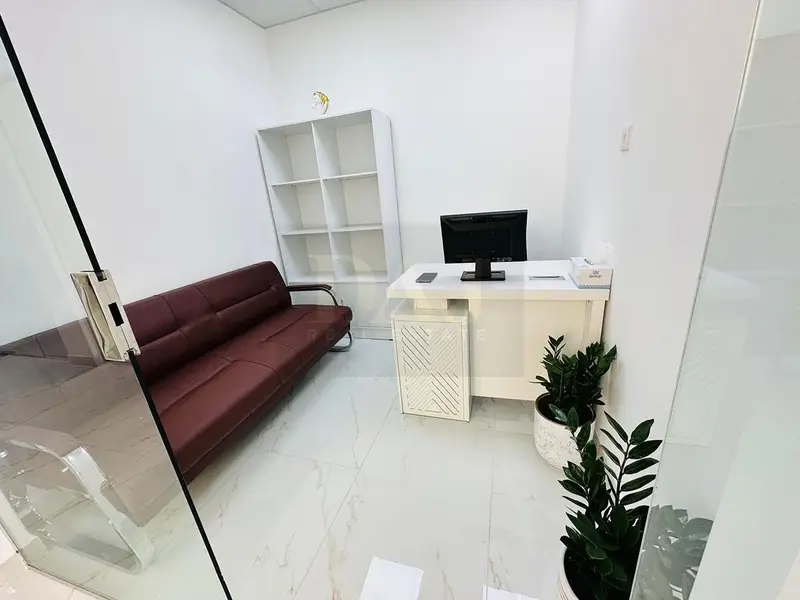 Boost Your Professional Image with Our Impressive Office Space Options