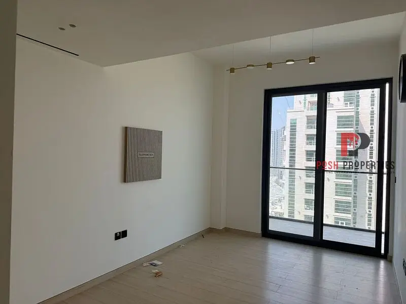 Premium location l Ready to move l Ready ROI