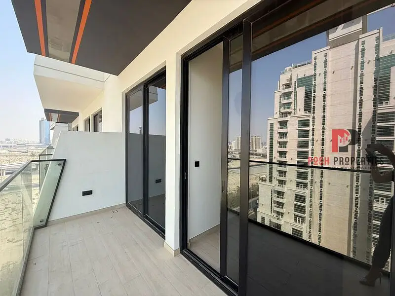 Premium location l Ready to move l Ready ROI