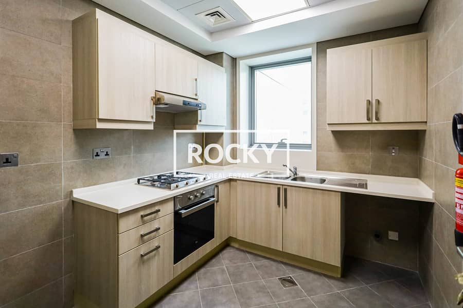 7 ART 18 - kitchen. jpg