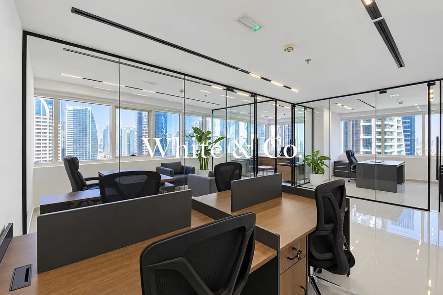 VACANT NOW | LUXURY FIT OUT | GRADE A |