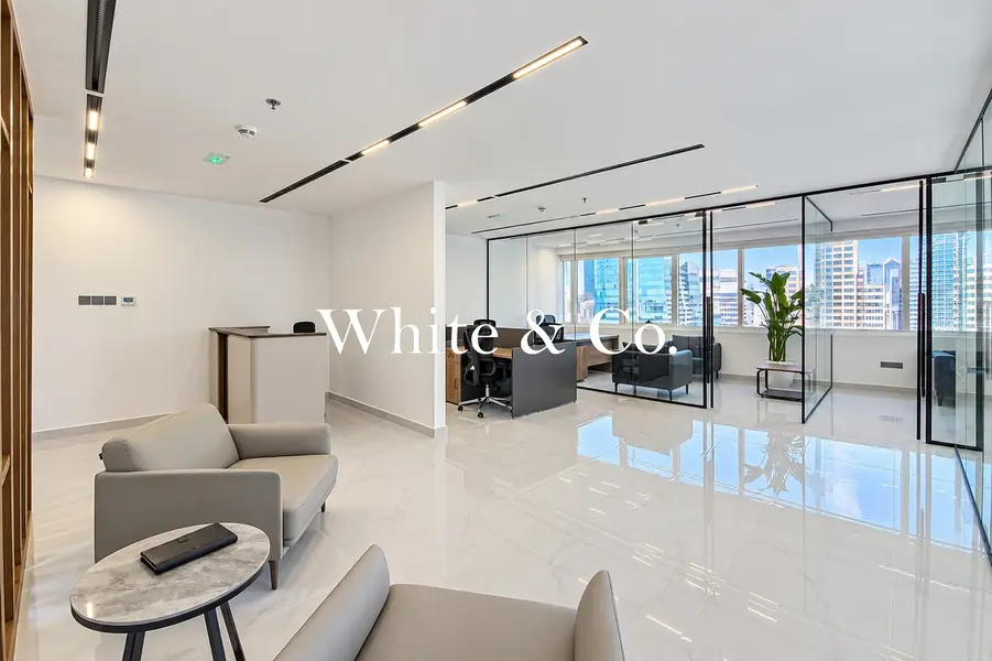 VACANT NOW | LUXURY FIT OUT | GRADE A |