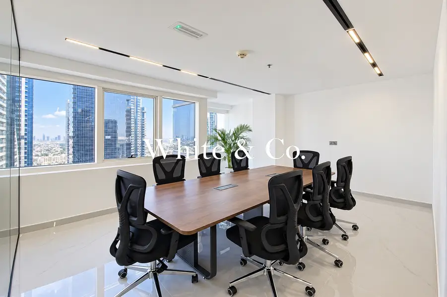 VACANT NOW | LUXURY FIT OUT | GRADE A |