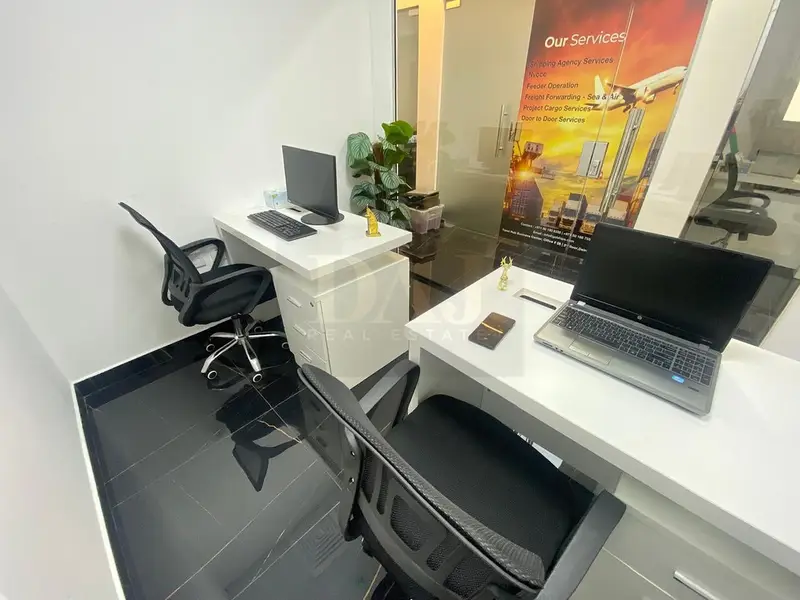 Spacious Office with Bank account assistance |Free Amenities