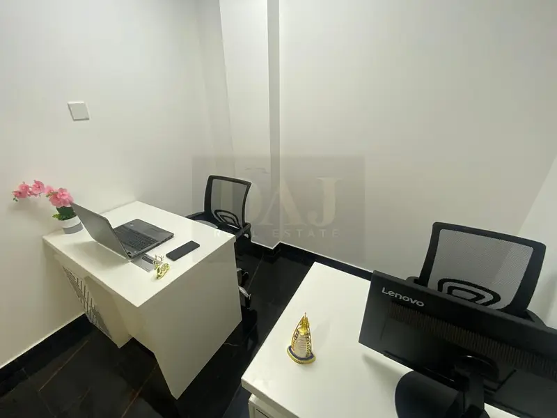 Spacious Office with Bank account assistance |Free Amenities