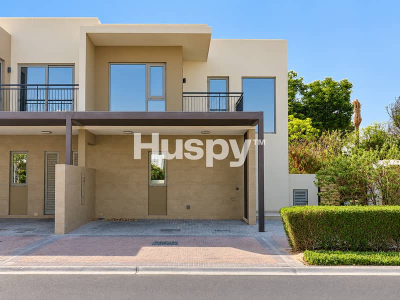 Corner Unit | Vacant | Close to Park Corner Unit | Vacant | Close to Park