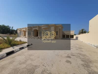 فیلا 7 غرف نوم للايجار في الرملة، أم القيوين - WhatsApp Image 2026-10-20 at 10.56. 17 AM. jpeg