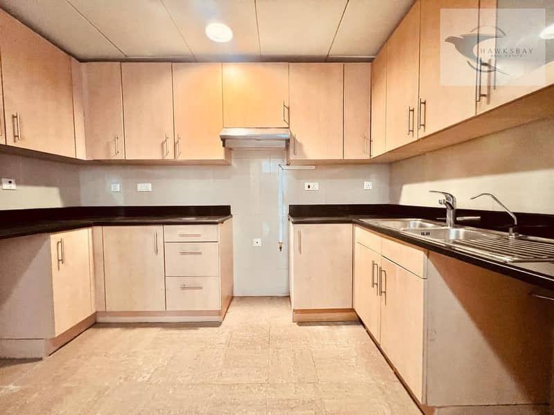 Spacious 2 BR Maid-room | 4Bathrooms | Stunning Views | Wide and ...