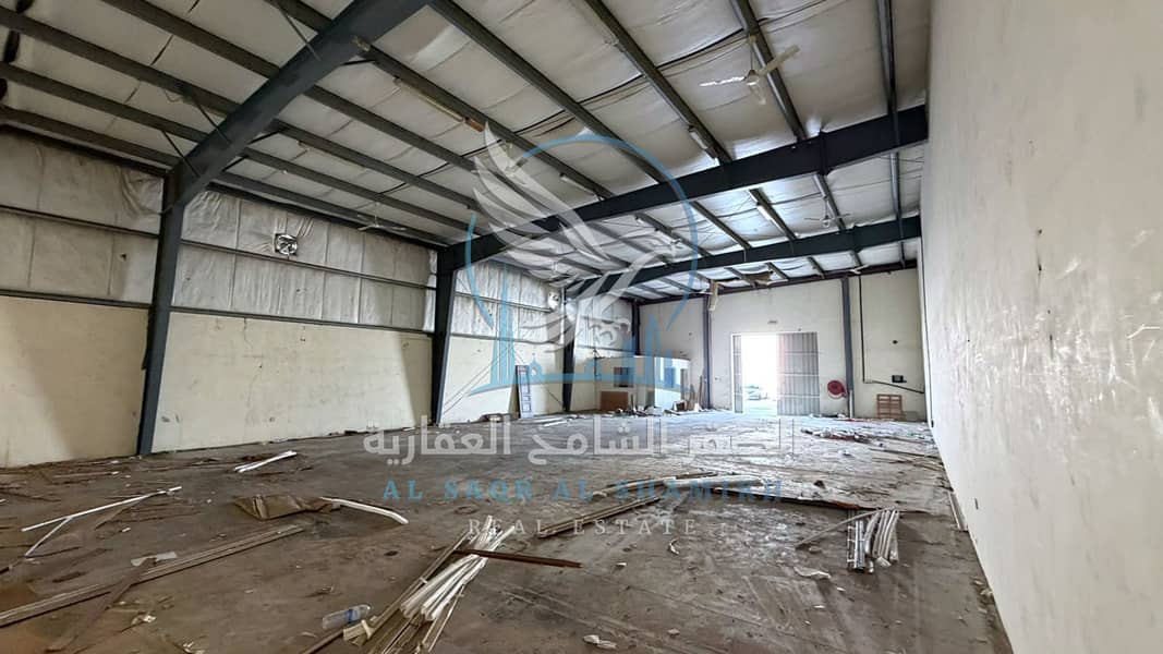 9 warehouse-for-rent-area-18-property-03. jpg