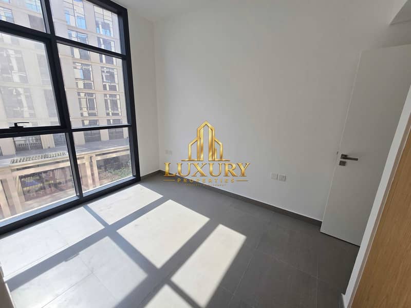 7 Spacious 1BHK Apartment | Comfortable Living | Excellent Layout