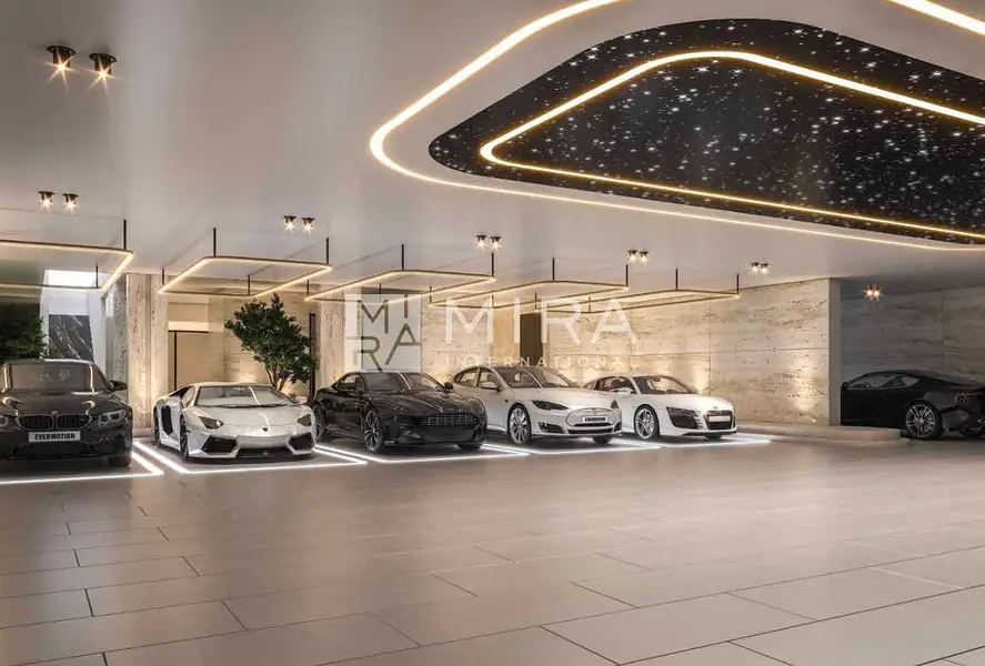 Luxury 6BR Villa | District 11 | Private Pool