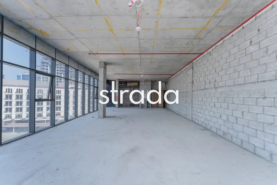 Vacant | Ready office | Corner | Brand new