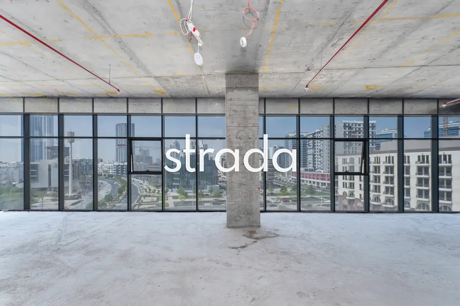 Vacant | Ready office | Corner | Brand new