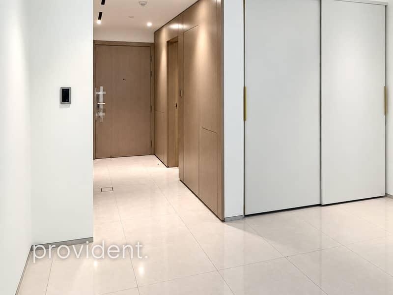 Wohnung in Dubai Healthcare City Phase 2,Binghatti Ghost, 65000 AED - 16984260 Wohnung in Dubai Healthcare City Phase 2,Binghatti Ghost, 65000 AED - 16984260