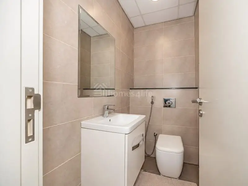 High Floor | Golf View | Largest Type | Rented