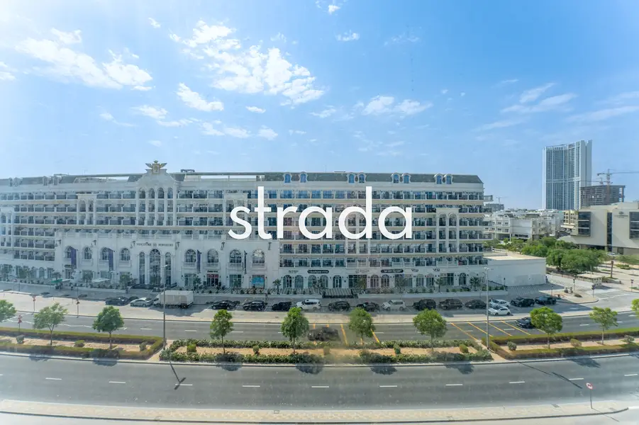 High floor | Corner office | Vacant | Ready