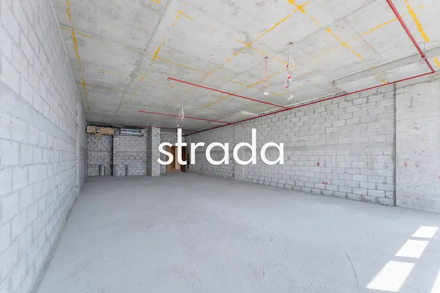 High floor | Corner office | Vacant | Ready