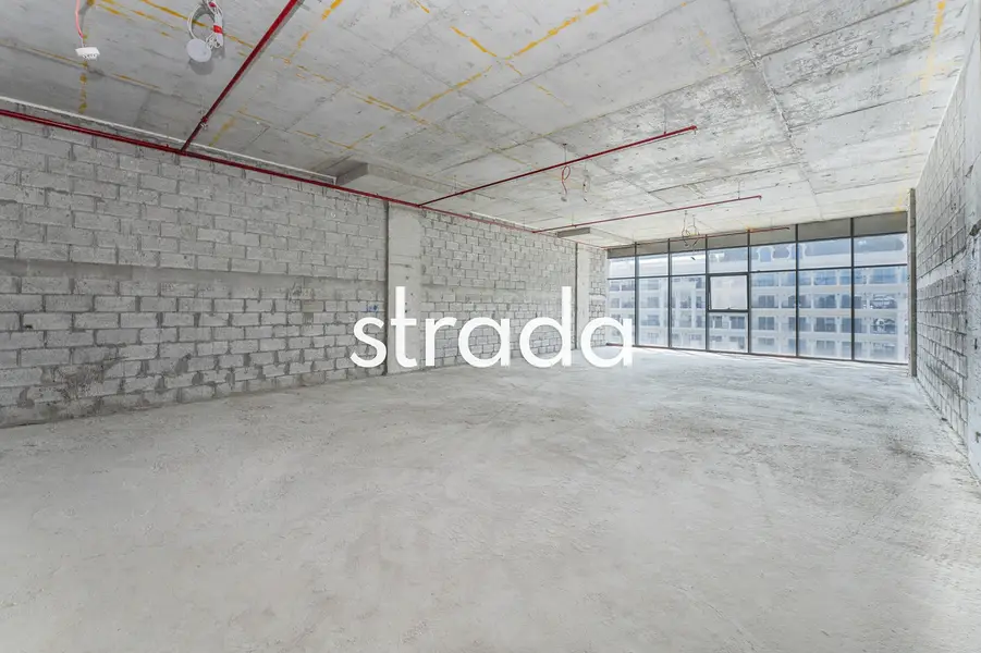 High floor | Corner office | Vacant | Ready